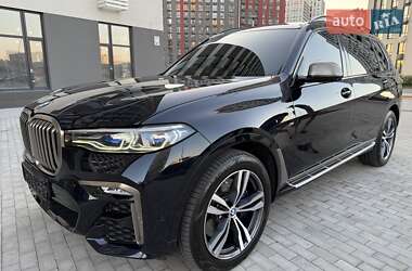 Внедорожник / Кроссовер BMW X7 2021 в Киеве