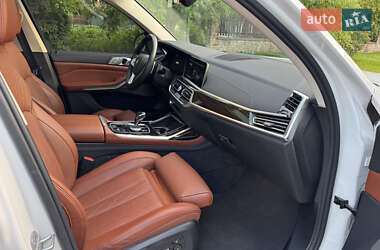Позашляховик / Кросовер BMW X7 2019 в 