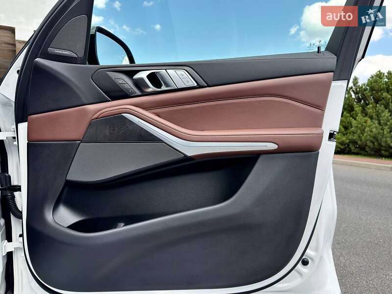 Позашляховик / Кросовер BMW X7 2022 в Києві