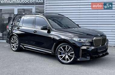 Внедорожник / Кроссовер BMW X7 2022 в 