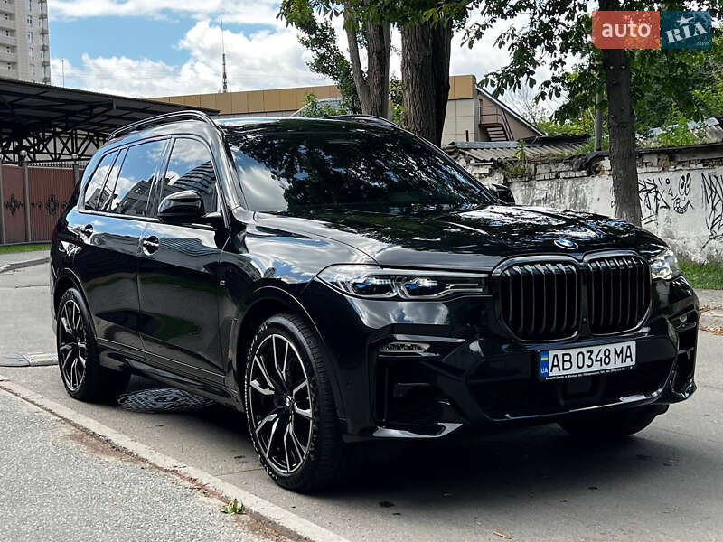 Внедорожник / Кроссовер BMW X7 2022 в Киеве
