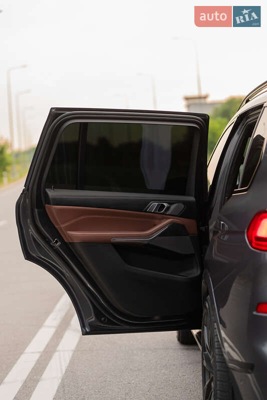 Внедорожник / Кроссовер BMW X7 2019 в Хмельницком