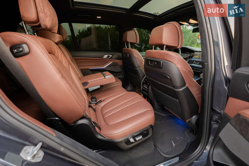 Внедорожник / Кроссовер BMW X7 2019 в Хмельницком