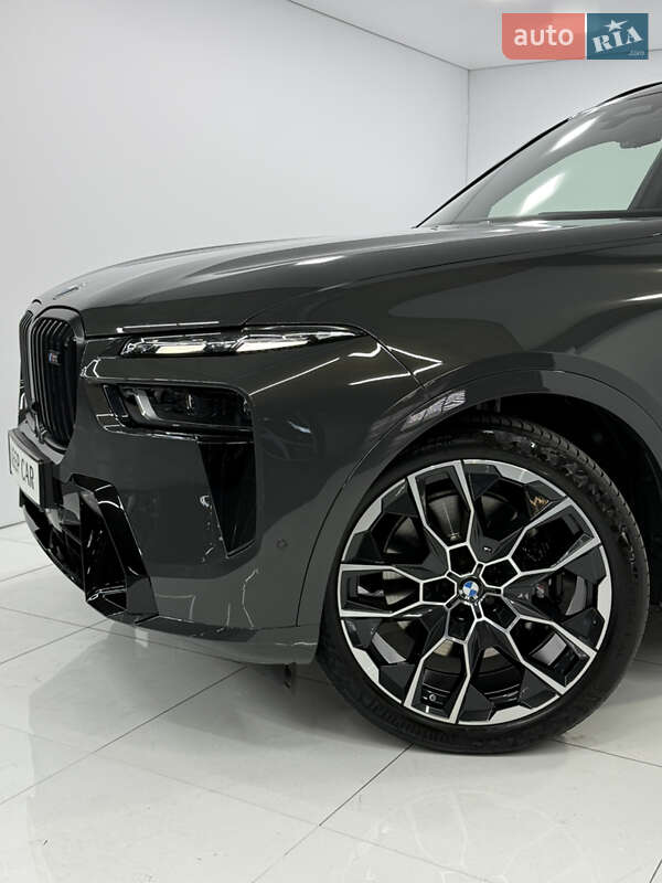 Внедорожник / Кроссовер BMW X7 2024 в Одессе