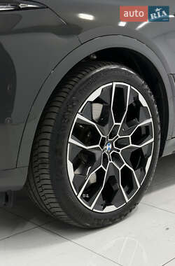 Внедорожник / Кроссовер BMW X7 2024 в 