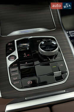 Внедорожник / Кроссовер BMW X7 2024 в 