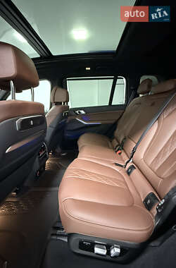 Внедорожник / Кроссовер BMW X7 2024 в 