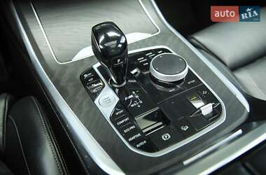 Внедорожник / Кроссовер BMW X7 2020 в 