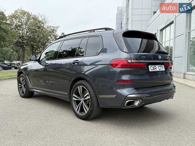 Внедорожник / Кроссовер BMW X7 2022 в Киеве
