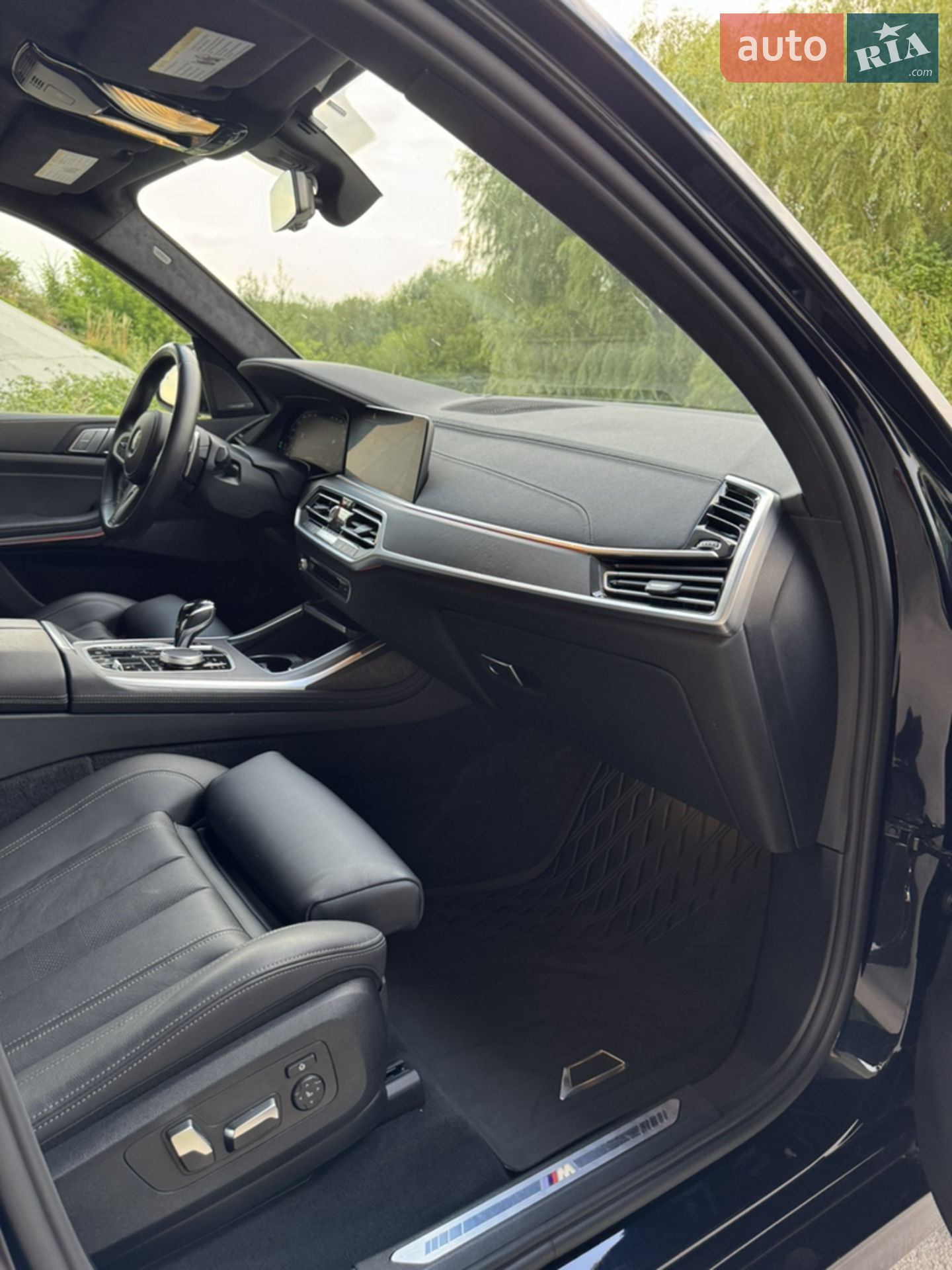 2022 BMW X7 - мініатюра 54