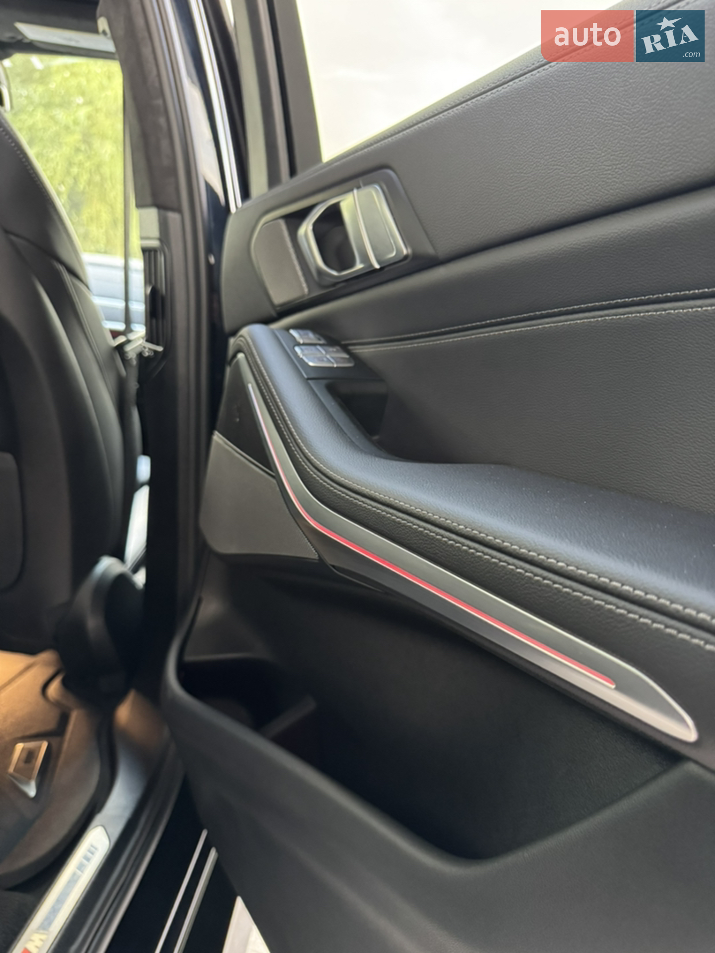 2022 BMW X7 - мініатюра 72