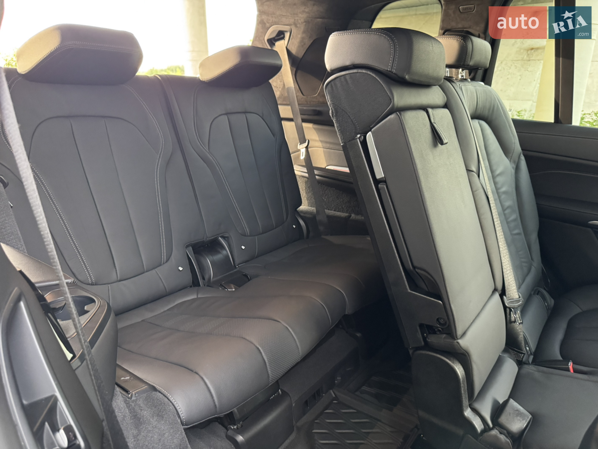 2022 BMW X7 - мініатюра 92