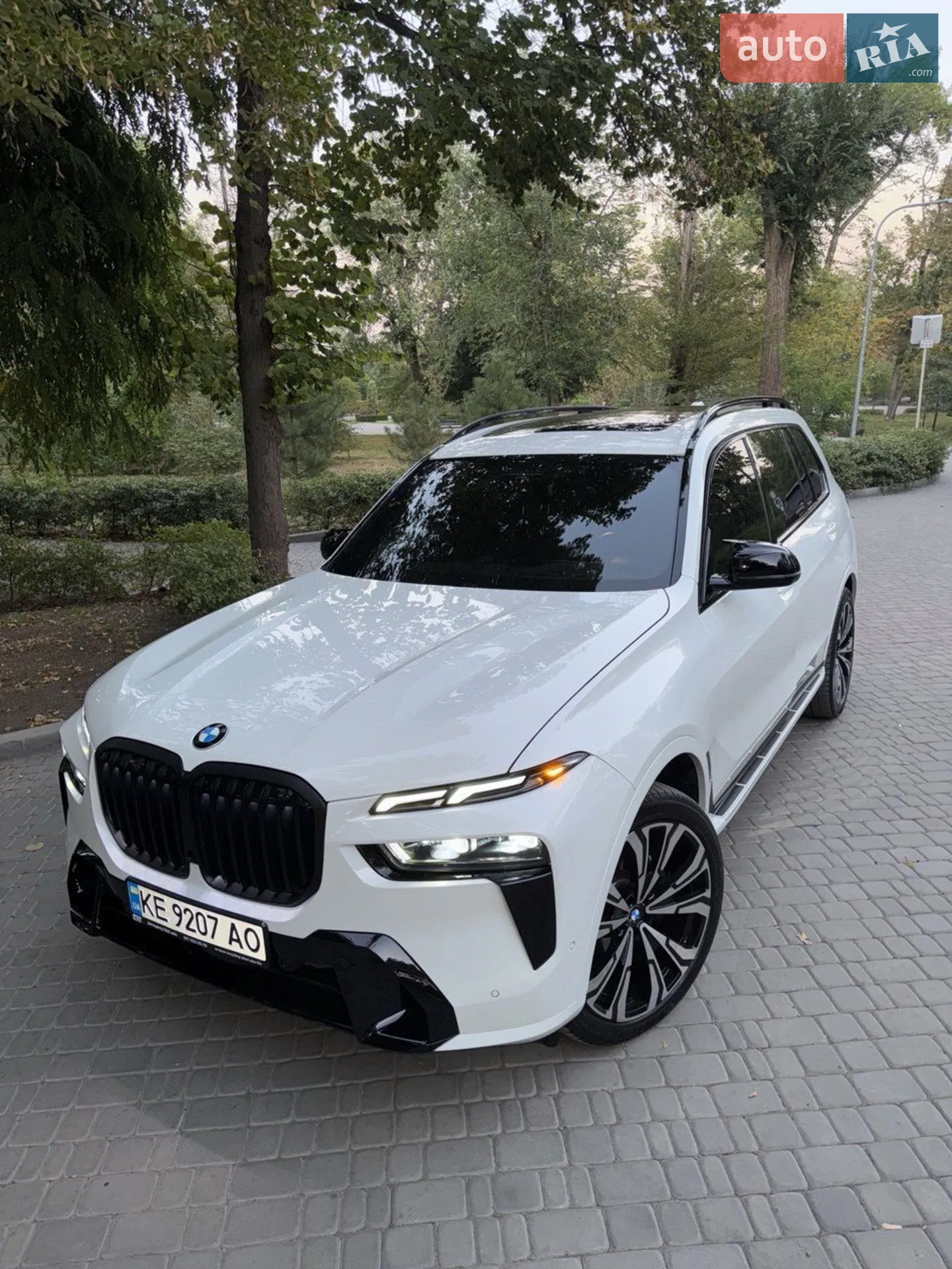2023 BMW X7 - мініатюра 4