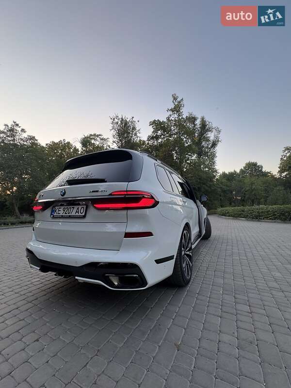 Внедорожник / Кроссовер BMW X7 2023 в Кривом Роге