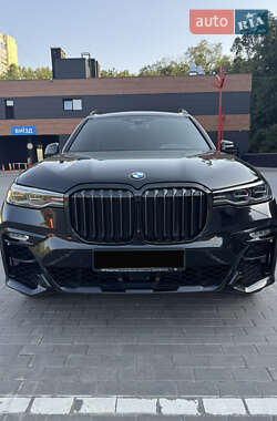 Позашляховик / Кросовер BMW X7 2022 в Києві