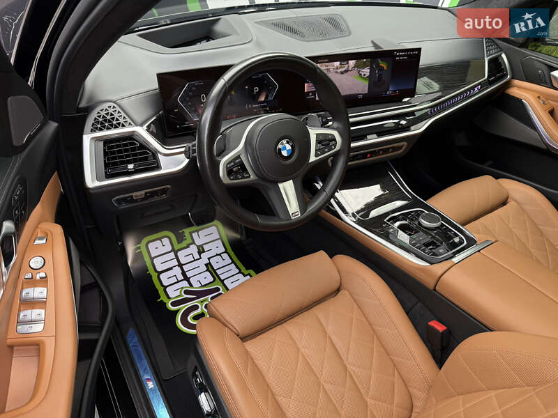 Внедорожник / Кроссовер BMW X7 2022 в Киеве