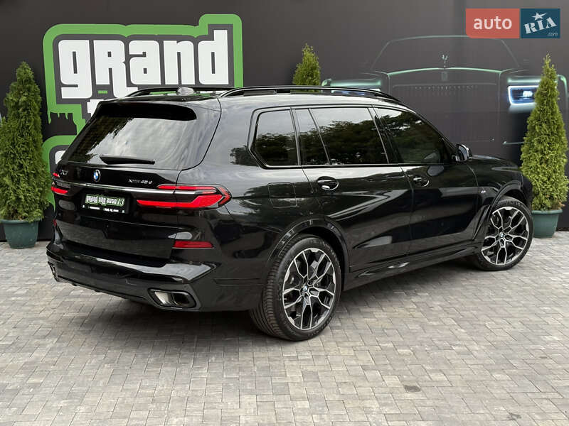 Внедорожник / Кроссовер BMW X7 2022 в Киеве