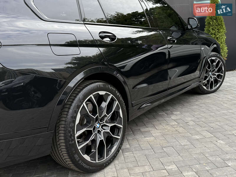 Внедорожник / Кроссовер BMW X7 2022 в Киеве