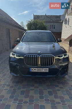 Внедорожник / Кроссовер BMW X7 2019 в 