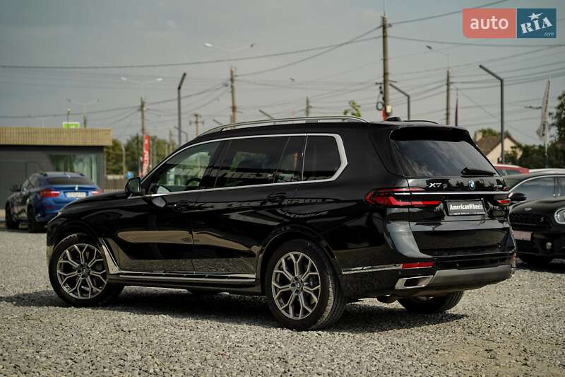 Позашляховик / Кросовер BMW X7 2022 в Чернівцях