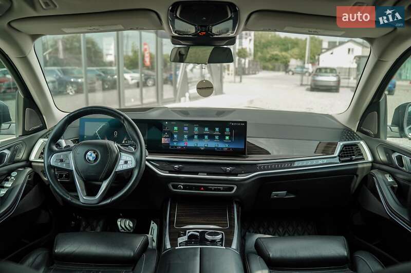 Позашляховик / Кросовер BMW X7 2022 в Чернівцях