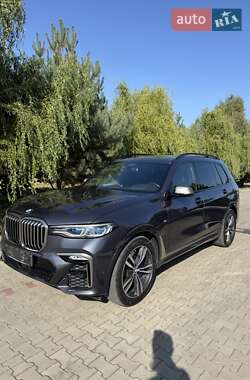 Позашляховик / Кросовер BMW X7 2020 в 