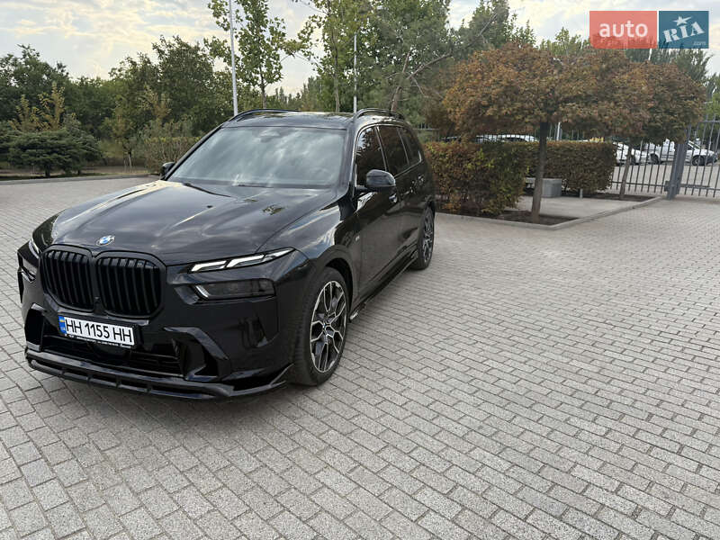 Внедорожник / Кроссовер BMW X7 2024 в Кривом Роге