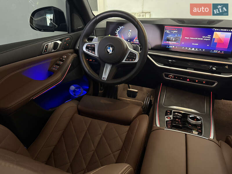 Внедорожник / Кроссовер BMW X7 2024 в Кривом Роге