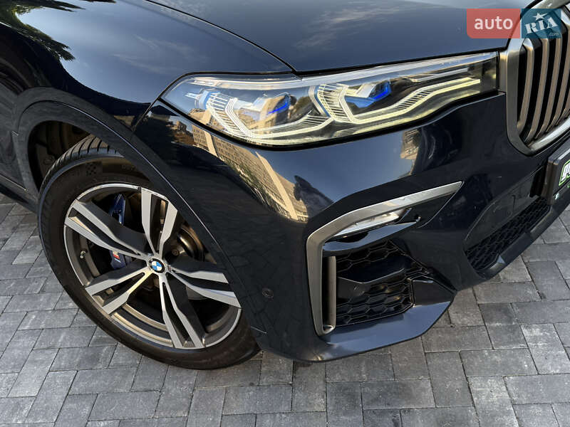Внедорожник / Кроссовер BMW X7 2020 в Киеве