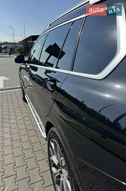 Внедорожник / Кроссовер BMW X7 2021 в 