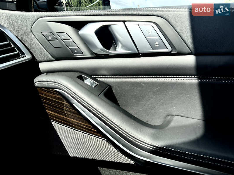 Внедорожник / Кроссовер BMW X7 2020 в Днепре