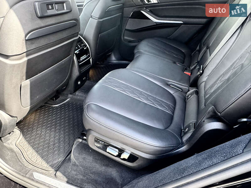 Внедорожник / Кроссовер BMW X7 2020 в Днепре