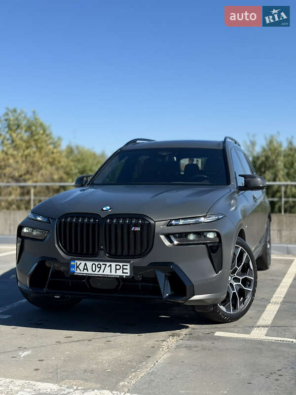 BMW X7 2023