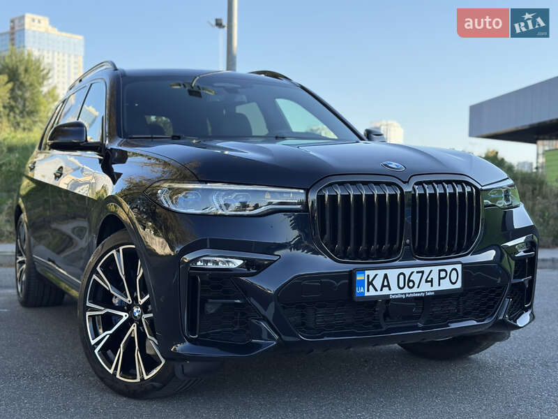 Внедорожник / Кроссовер BMW X7 2021 в Киеве