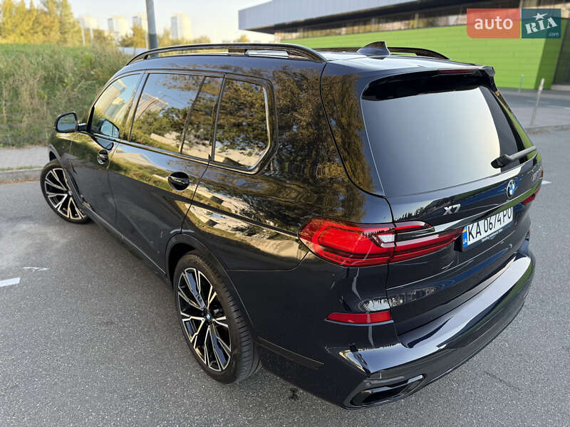 Внедорожник / Кроссовер BMW X7 2021 в Киеве