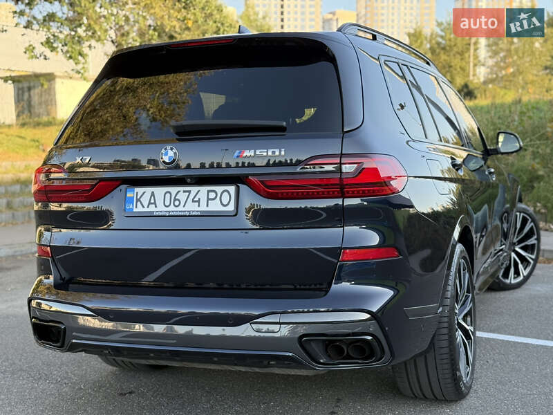 Внедорожник / Кроссовер BMW X7 2021 в Киеве