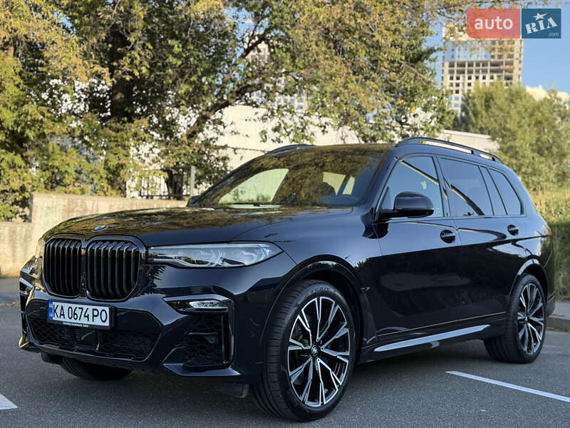 Внедорожник / Кроссовер BMW X7 2021 в Киеве