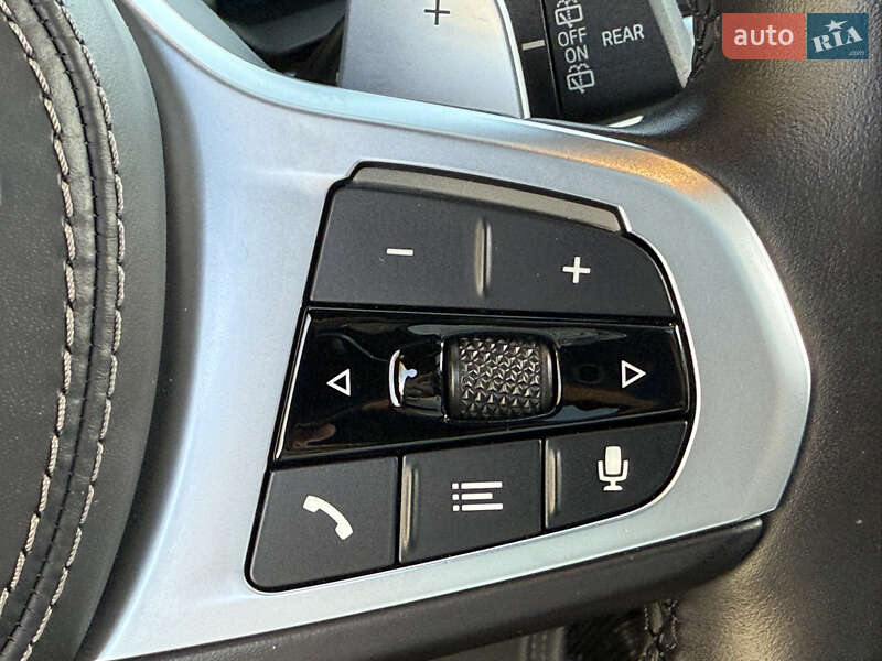 Внедорожник / Кроссовер BMW X7 2021 в Киеве