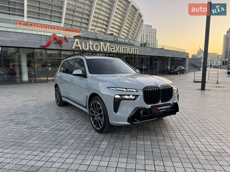 BMW X7 2024