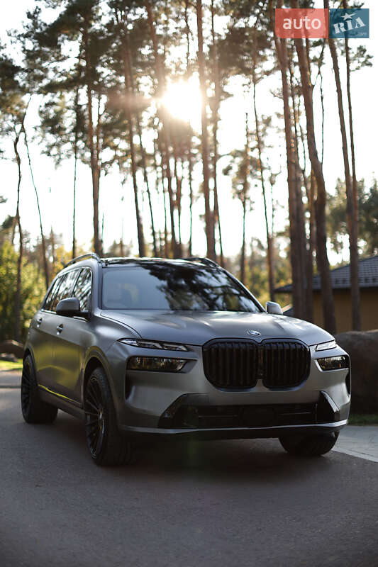BMW X7 2023