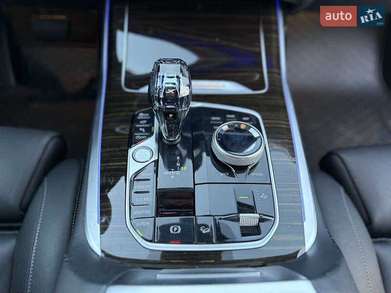 Внедорожник / Кроссовер BMW X7 2020 в Днепре