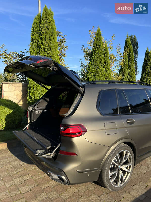 Внедорожник / Кроссовер BMW X7 2021 в Сарнах фото 15 Внедорожник / Кроссовер BMW X7 2021 в Сарнах