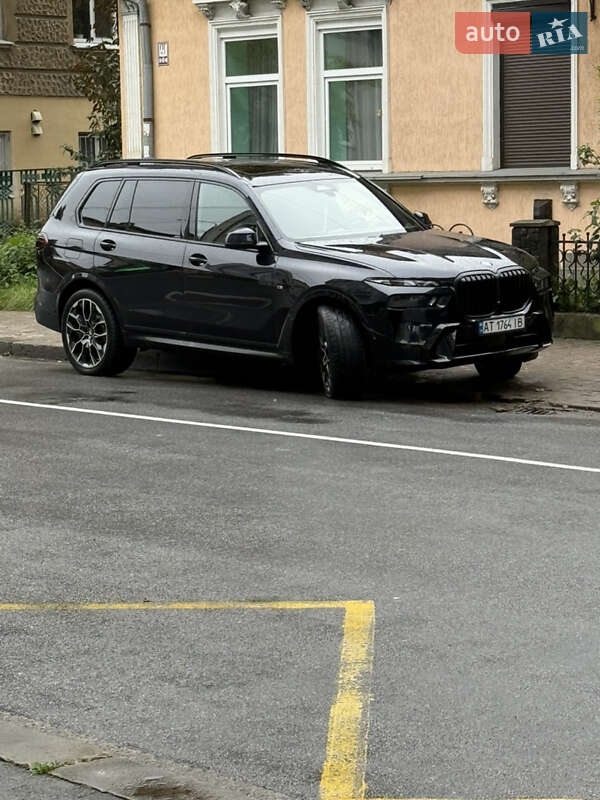 BMW X7 2022