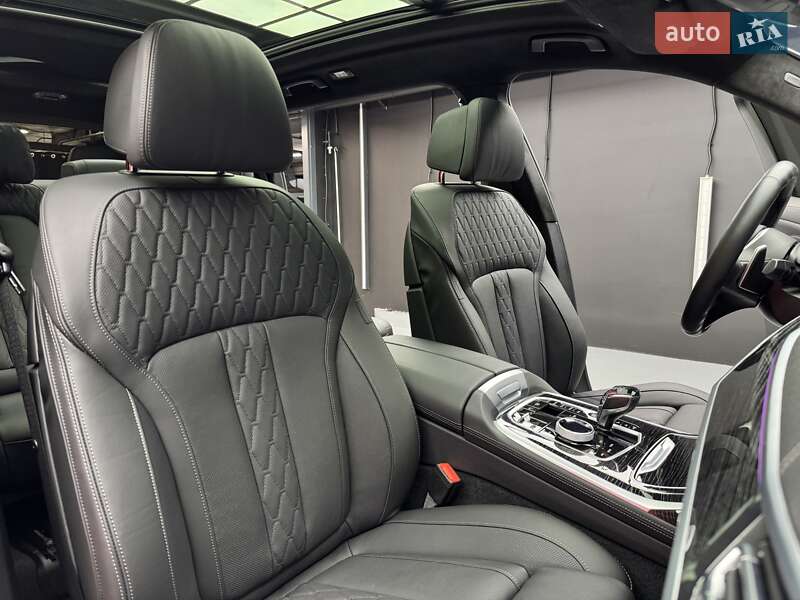 Позашляховик / Кросовер BMW X7 2021 в Києві