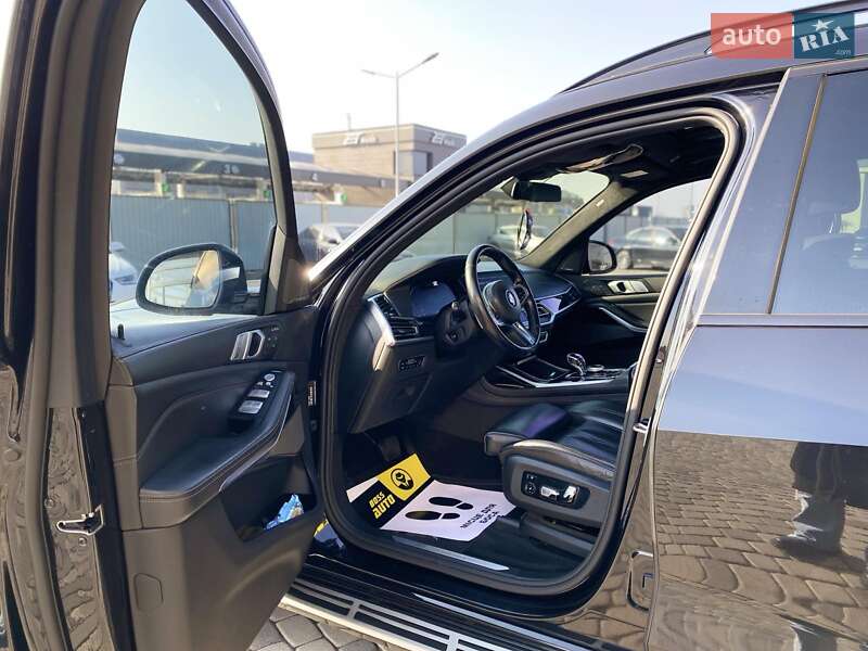 Внедорожник / Кроссовер BMW X7 2019 в Мукачево