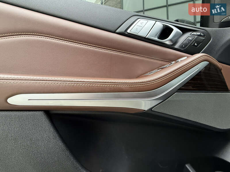 Внедорожник / Кроссовер BMW X7 2019 в Тернополе