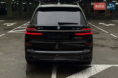 Внедорожник / Кроссовер BMW X7 2025 в 