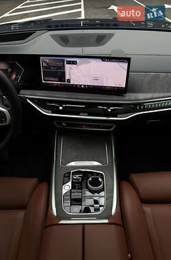 Внедорожник / Кроссовер BMW X7 2025 в 