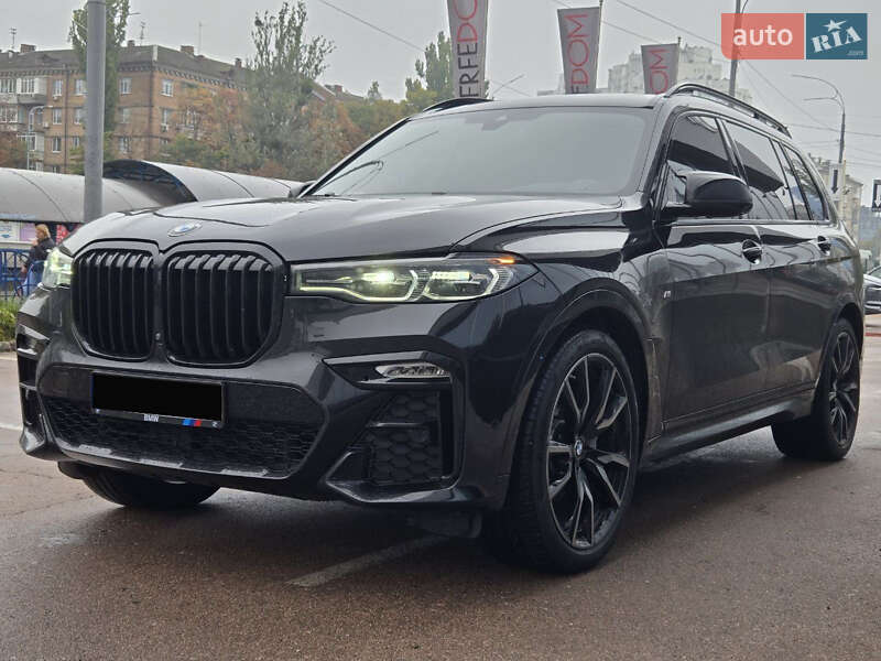 Внедорожник / Кроссовер BMW X7 2022 в Киеве