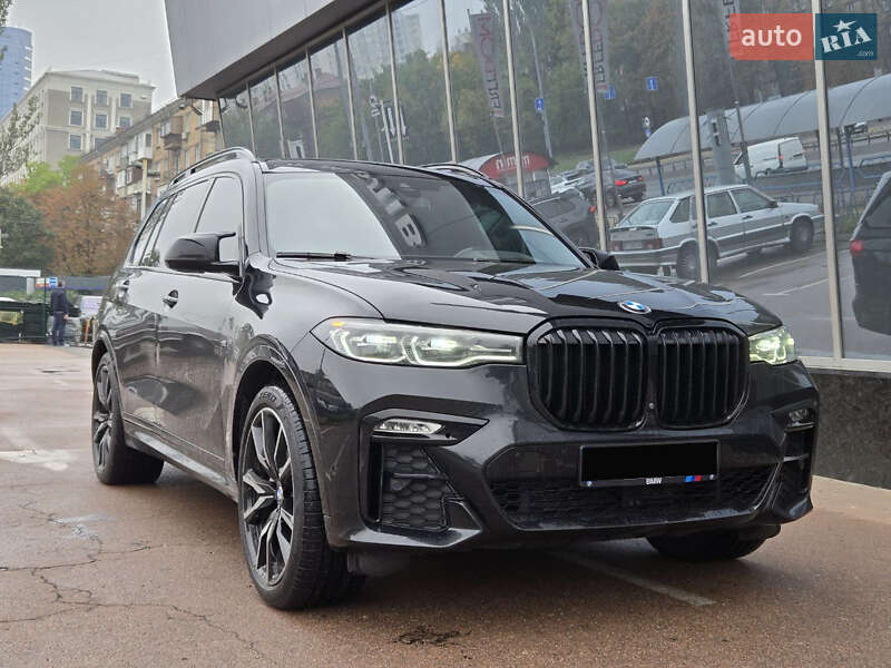 BMW X7 2022